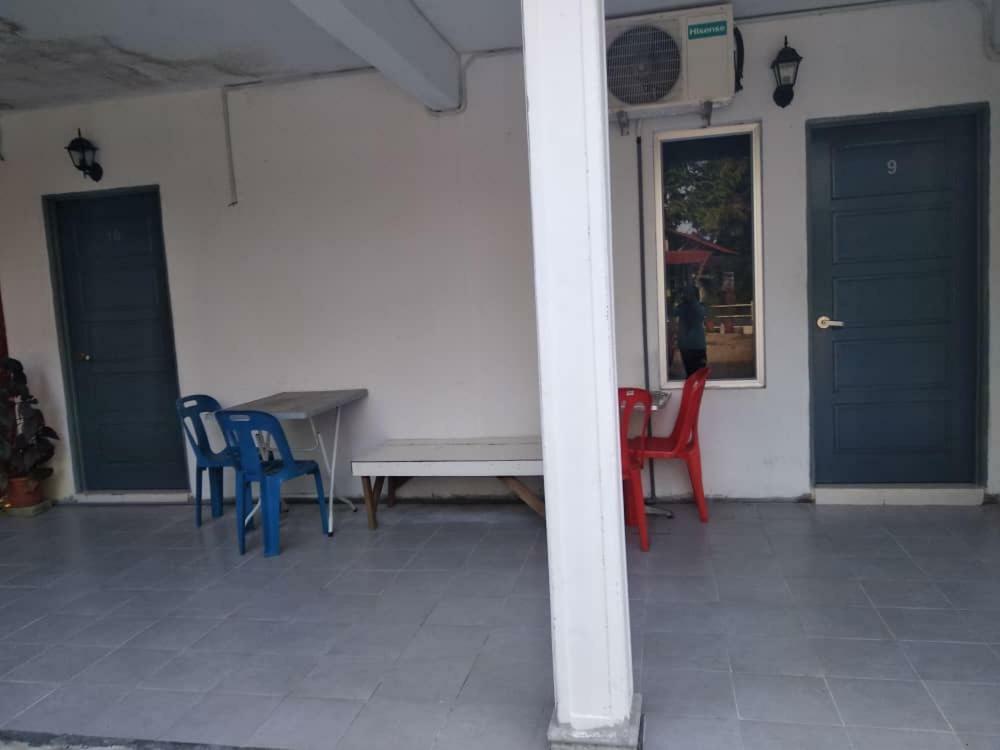 Niyaz Wisma tamu